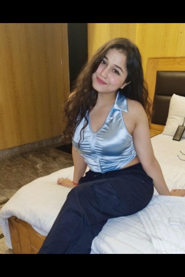hot  call girls in Chawri Bazar